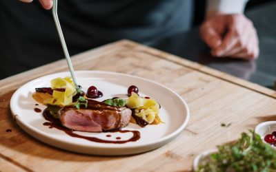 Les secrets des plats préférés des astronautes : que mangent-ils vraiment dans l’espace ?